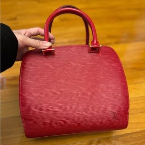 LOUIS VUITTON LV EPI LEATHER PONT NEUF HANDBAG IN RED **AUTHENTIC**
